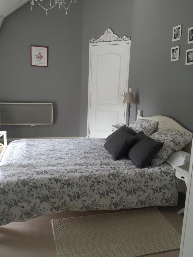 Chambres Des Rosiers Sennevieres Eksteriør billede