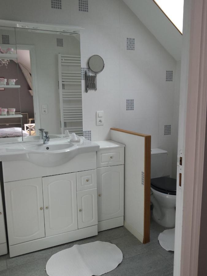 Chambres Des Rosiers Sennevieres Eksteriør billede